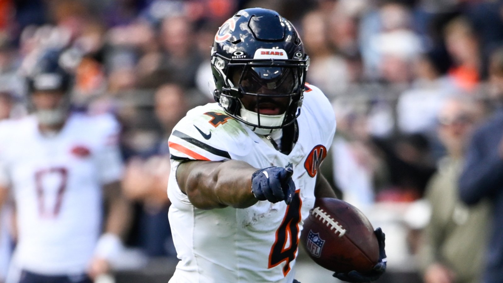 bears-notable-injury-update-on-dandre-swift.jpg
