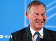 Rupert Lowe meluncurkan partai politik baru untuk Great Yarmouth